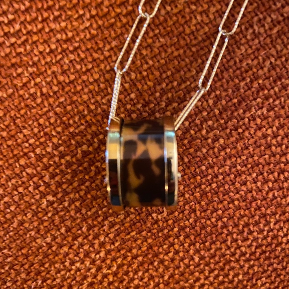 Michael Kors Pendant/Ring